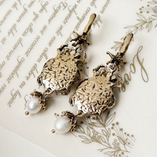 Load image into Gallery viewer, &quot;Dancing Beetle&quot; Earring Set
