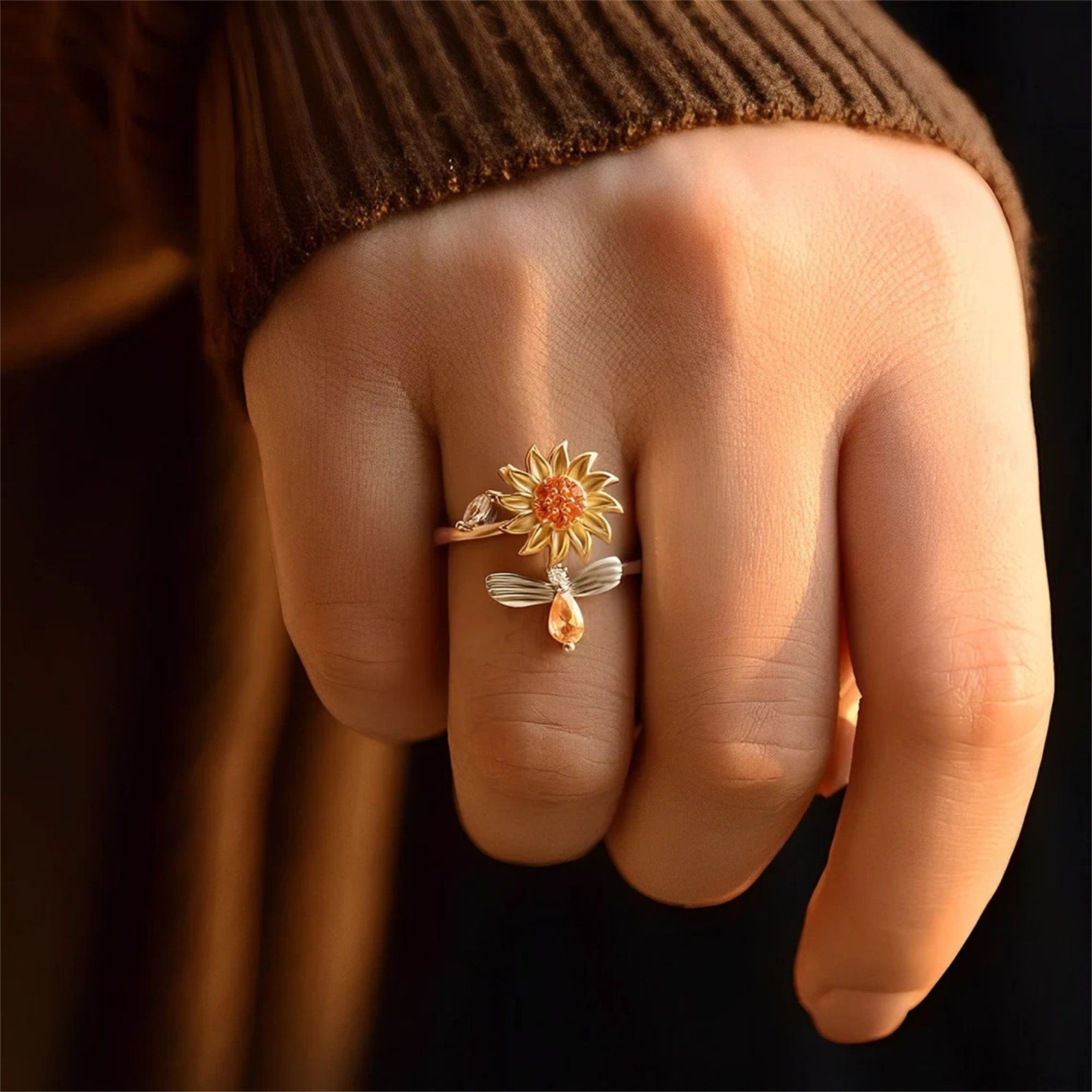Spinning Sunflower & Bee Ring – Pollinator Protectors